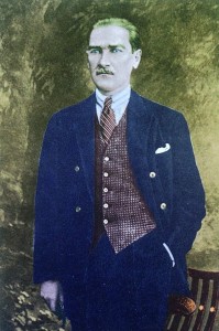 Atatürk Albümü (11)