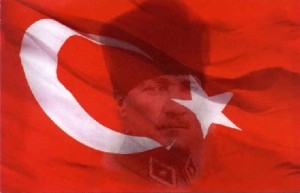 Atatürk resimli Türk bayrağı (1)