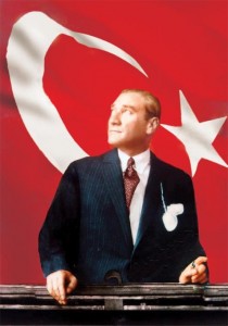 Atatürk resimli Türk bayrağı (3)