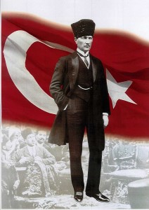 Atatürk resimli Türk bayrağı (7)