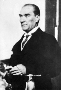 Küçük Kemal Atatürk Resmi 1